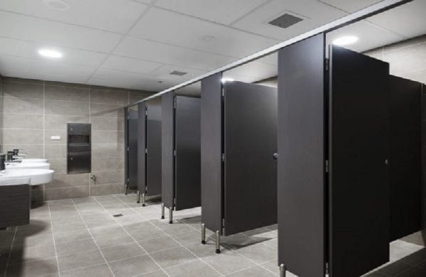 Hướng dẫn kinh nghiệm lựa chọn tấm vách ngăn vệ sinh Compact 3 Vach ngan ve sinh MFC 600x390 1