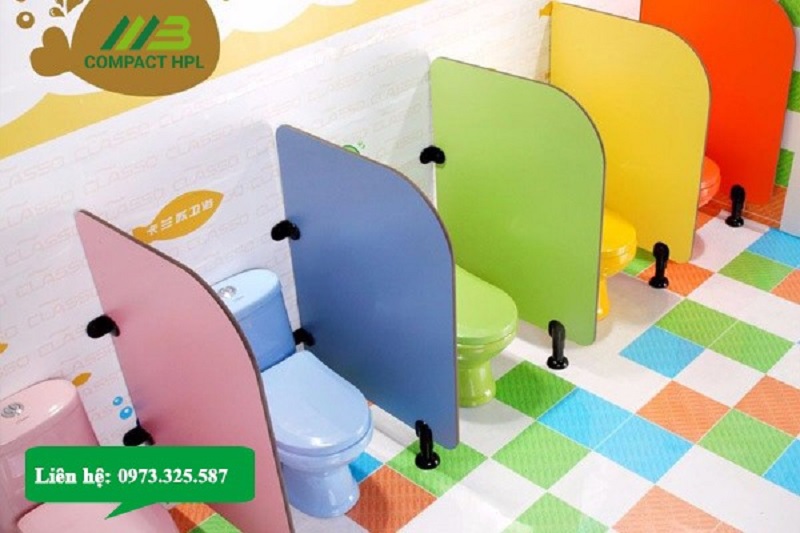 Thiết kế & lắp đặt vách ngăn nhà vệ sinh mầm non chuẩn an toàn cho bé 2 Vách ngăn nhà vệ sinh mầm non
