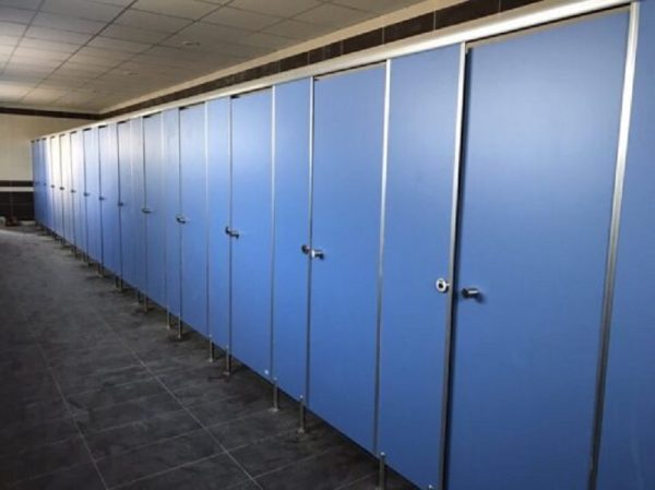 Lựa chọn đơn vị báo giá thi công vách ngăn nhà vệ sinh uy tín 2 Lựa chọn đơn vị báo giá thi công vách ngăn nhà vệ sinh uy tín