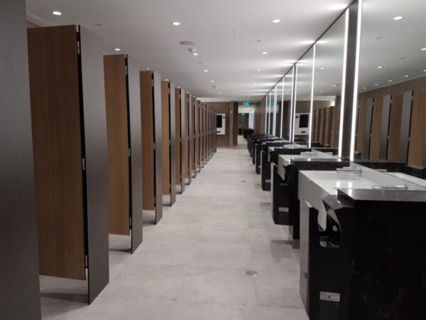 Tư vấn thi công đúng theo tiêu chuẩn vách ngăn vệ sinh chất lượng cao 1 Tư vấn thi công đúng theo tiêu chuẩn vách ngăn vệ sinh chất lượng cao