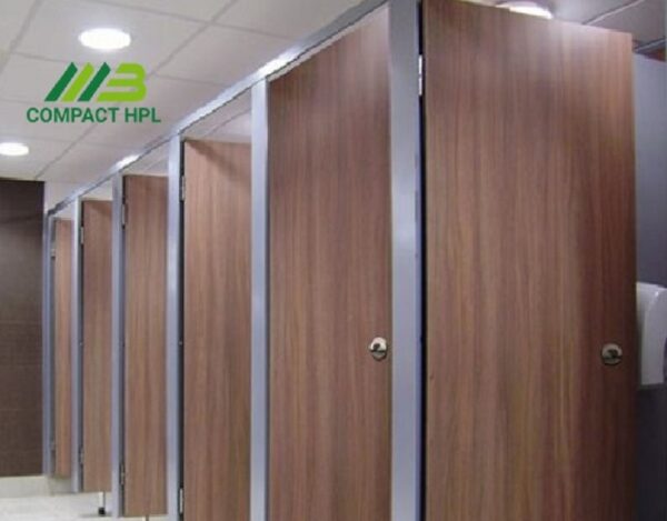 Vách ngăn vệ sinh nhà máy chất lượng cao – Đáp ứng môi trường công nghiệp