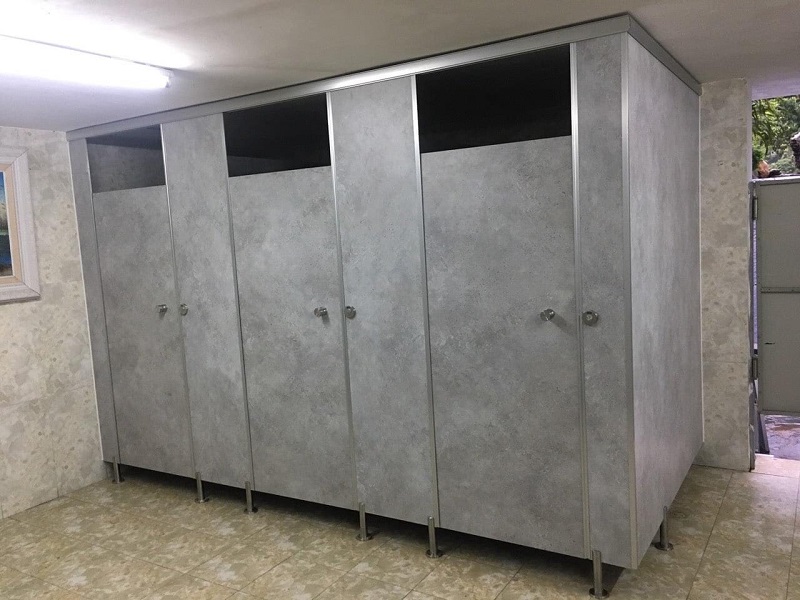 Bí quyết chọn vách ngăn vệ sinh loại nào tốt bền đẹp theo thời gian