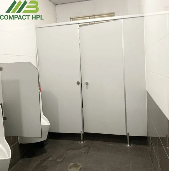 Tư vấn chọn kích thước vách ngăn vệ sinh Compact phù hợp từng không gian
