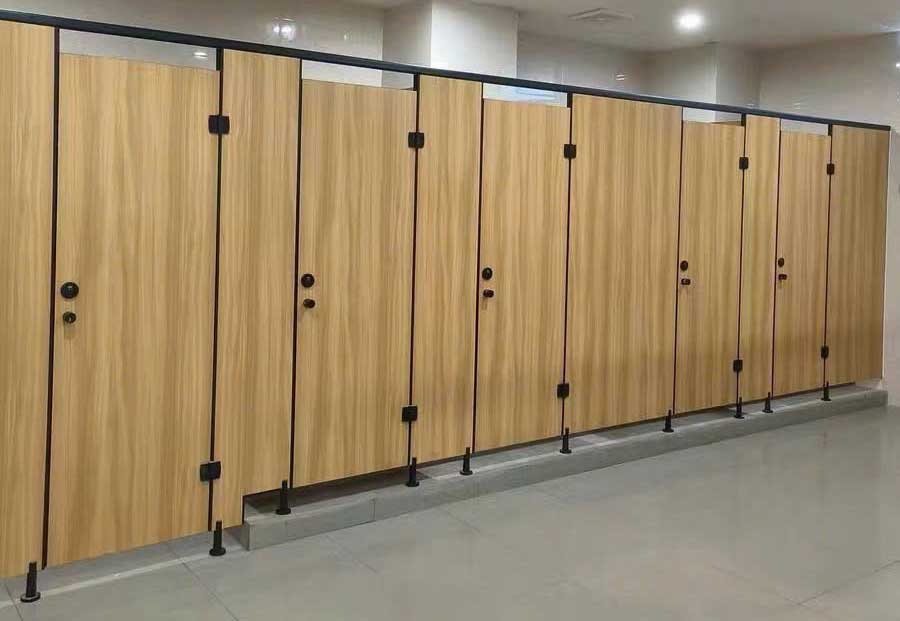 Báo giá thi công vách ngăn compact hpl 12mm trọn gói uy tín