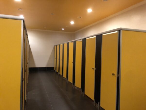 mbee vach ngan nha ve sinh 25 1