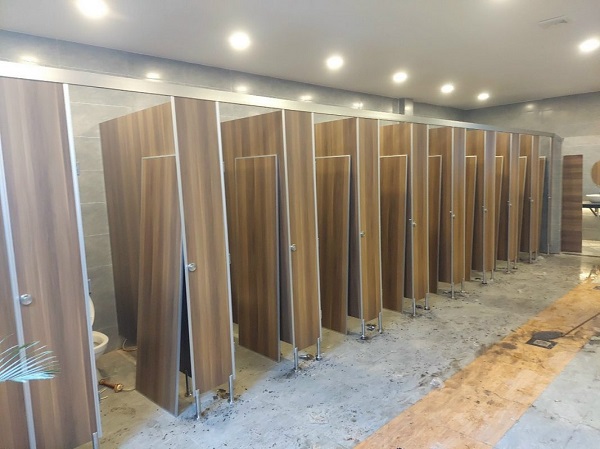 Kinh nghiệm chọn vách ngăn toilet giá rẻ nhưng vẫn đảm bảo chất lượng