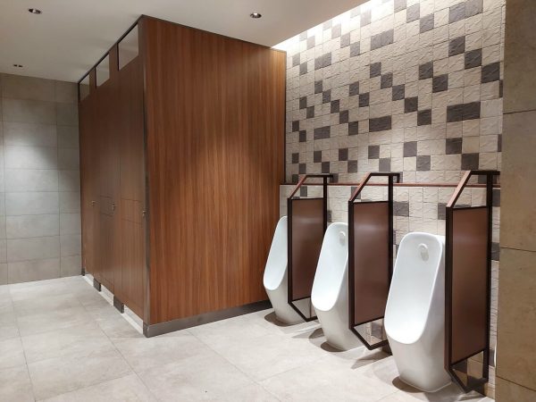 Cung cấp vách ngăn bồn tiểu HPL chất lượng cao, giá tốt tại HPL Miền Bắc
